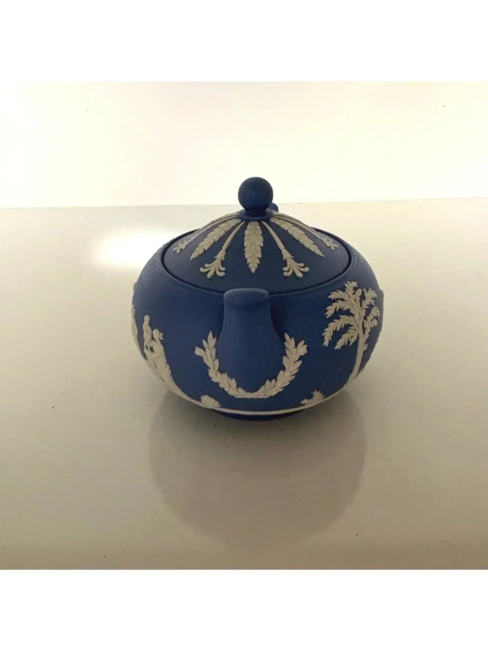 Wedgwood Blue Jasperware Covered Sugar Bowl Classic English Pottery Decor Vtg